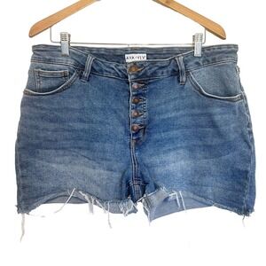 Ava & Viv Cutoff Denim Jean Button Fly Shorts Womens 16W Stretch Fit 3.5” Inseam